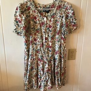 Vintage Floral Romper with Puffy Sleeves